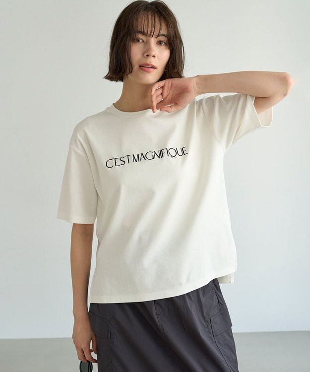 UNFILO L BEAUTY FORM ロゴ刺繍 半袖Tシャツ 白