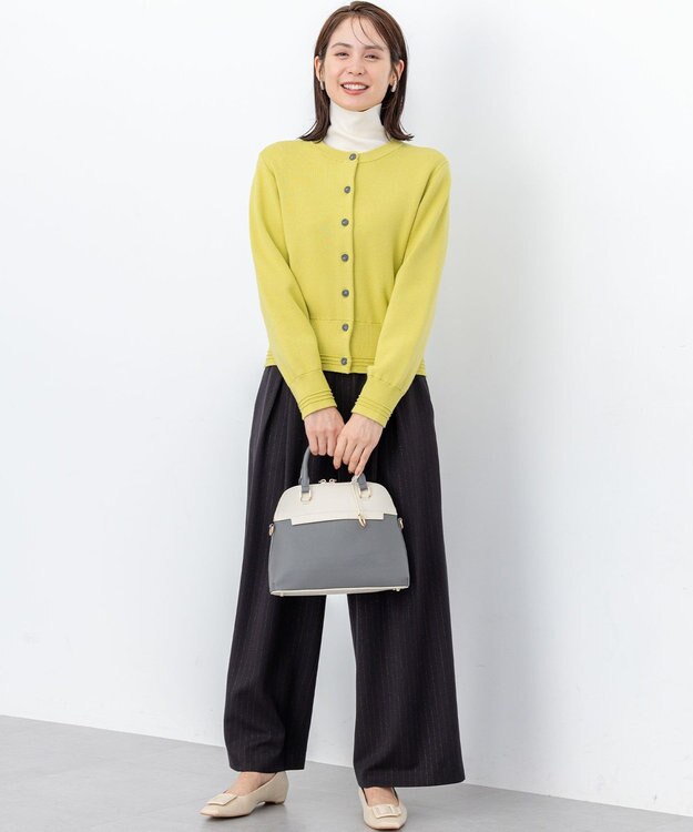 組曲 【前後着用可 / 加藤ローサさん着用】スムースストレッチタートル ニット アイボリー系