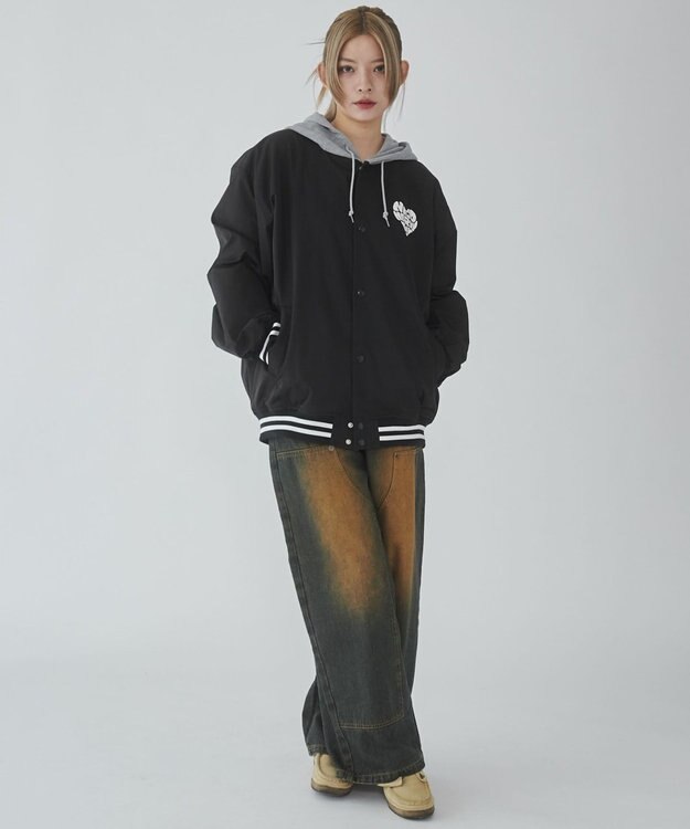 WEGO 【ユニセックス着用ITEM】グラフィックフードスタジャン ブラック