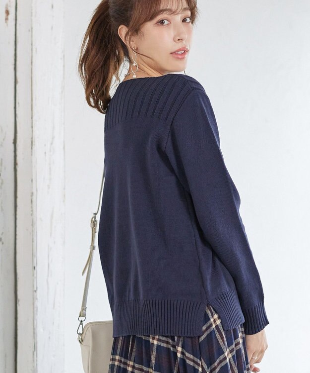 Tiaclasse 綿混リブ使いボートネックニットプルオーバー ネイビー