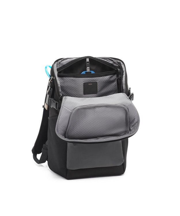 TUMI メンズ  Alpha Bravo 「リザーヴ」アクティブ・バックパック オブシディアン