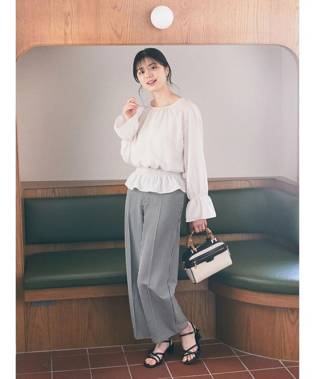 earth music&ecology シャーリングシアーブラウス Off White