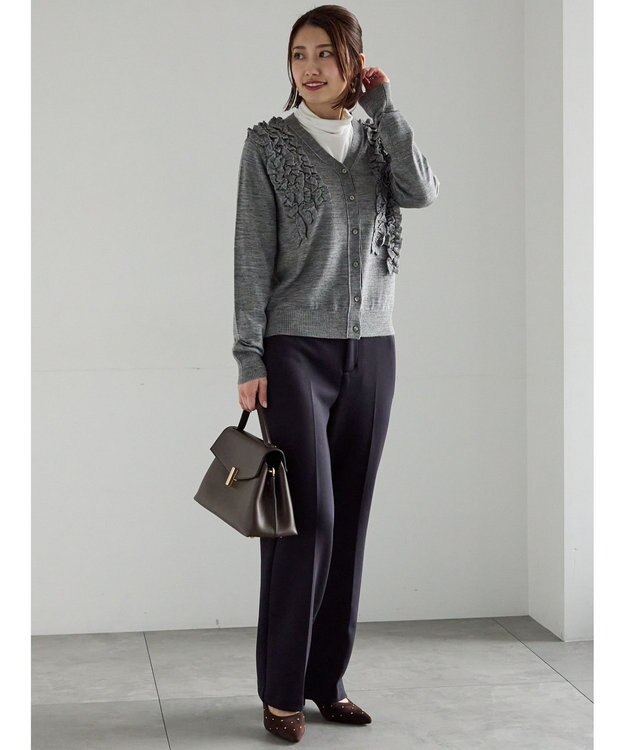 Te chichi フリルVネックカーディガン グレー