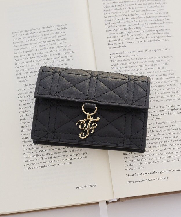 Maison de FLEUR キルティングカードケース Black