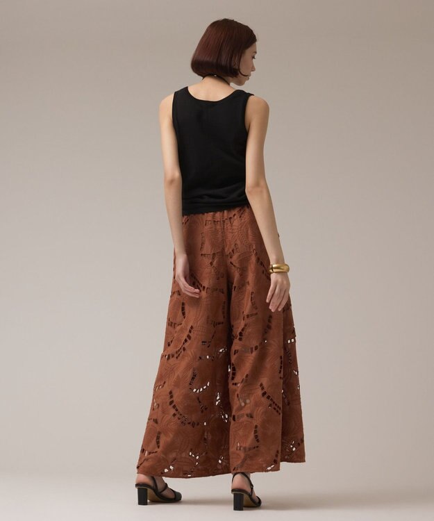 GRACE CONTINENTAL カットワークバギーパンツ ブラウン