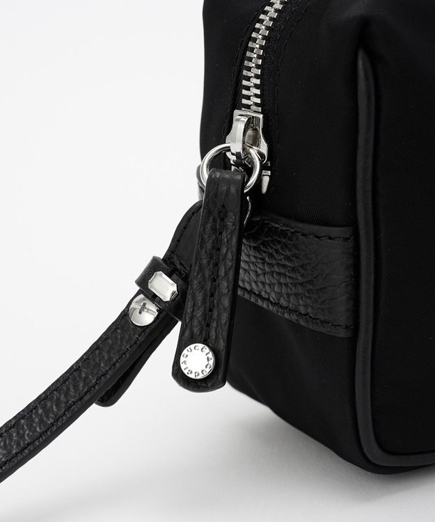 IACUCCI 【予約】アーゴ ミニショルダー NYLON/CERVO ブラック