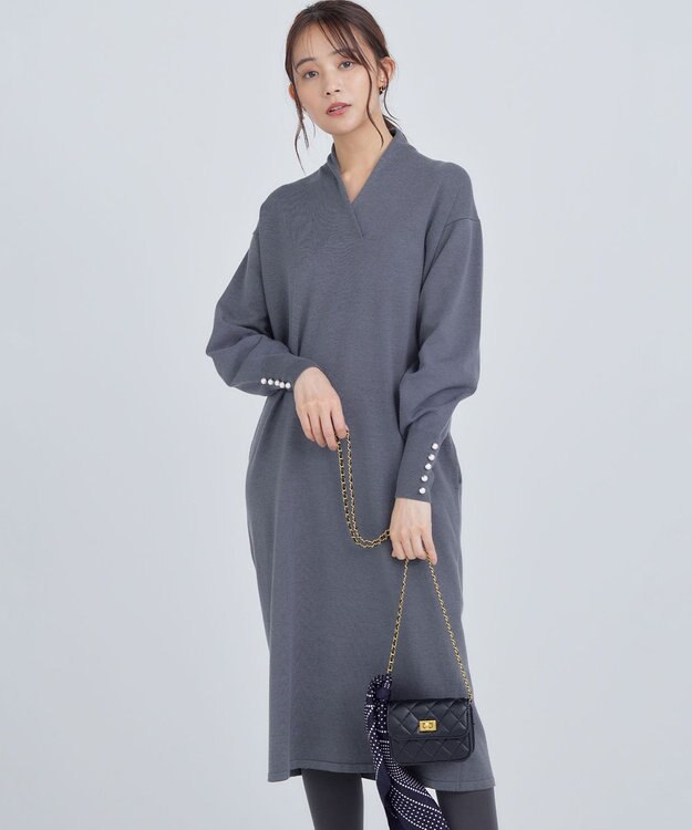 組曲 L 【WEB限定】Vネックニットワンピース チャコールグレー系