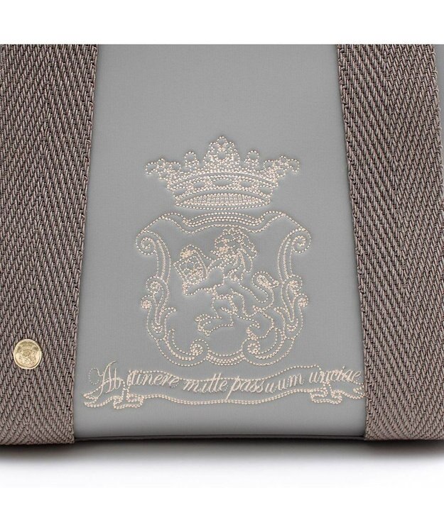 A.D.M.J. 【魔法の様に軽い】マジックライト/イタリアンファブリックステッチ刺しゅうデイリートートM グレー