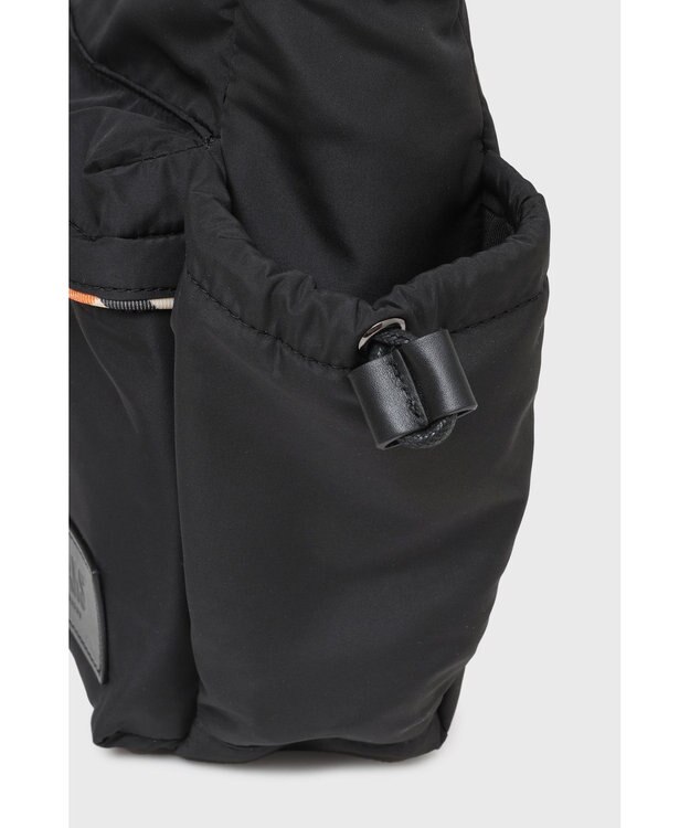 DAKS ナイロン×牛革 ハウスチェックディテール フラップショルダーバッグ ブラック