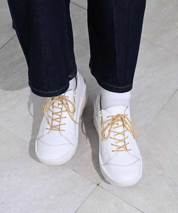 Pointer 本革超軽量レースアップスニーカー ホワイト