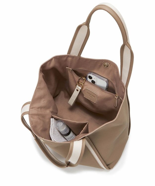 TOPKAPI 【TREASURE TOPKAPI】ソフトシュリンク テープハンドル A4 トート バッグ グレージュ