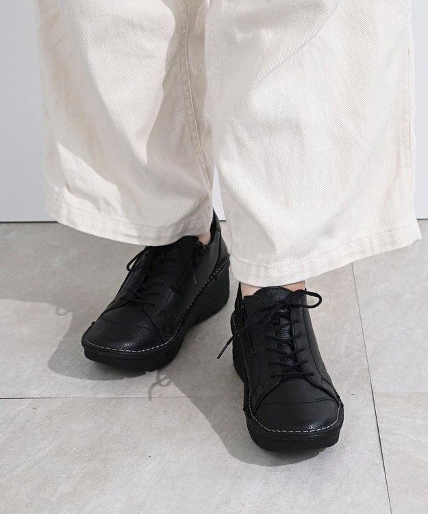 Pointer 本革超軽量レースアップスニーカー ブラック