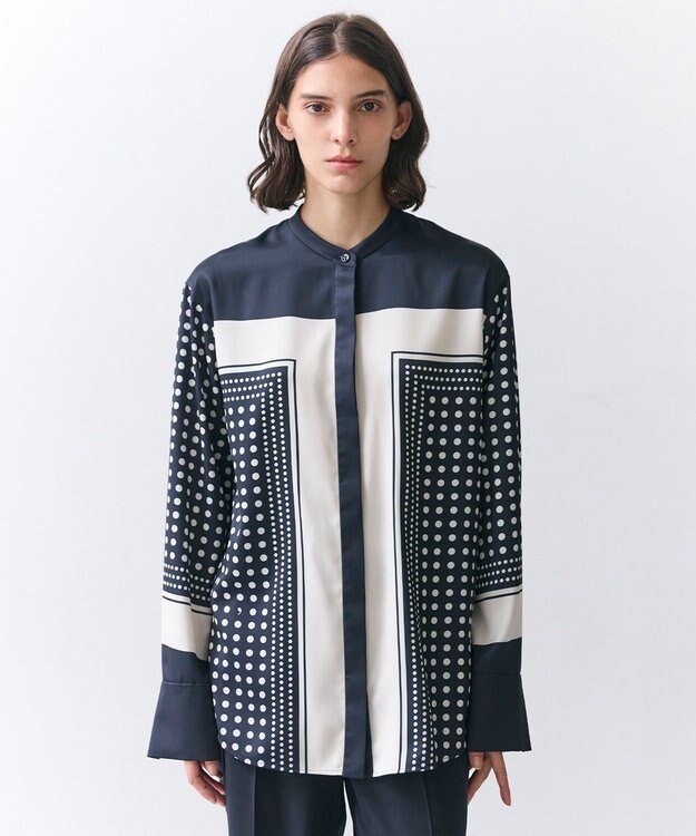 BEIGE， GADE / モノトーンドット柄バンドカラーブラウス Navy Mix