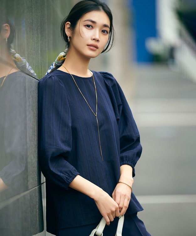 23区 VIOLAd'ORO MIRO レザーポケット ハンドバッグ ホワイト系