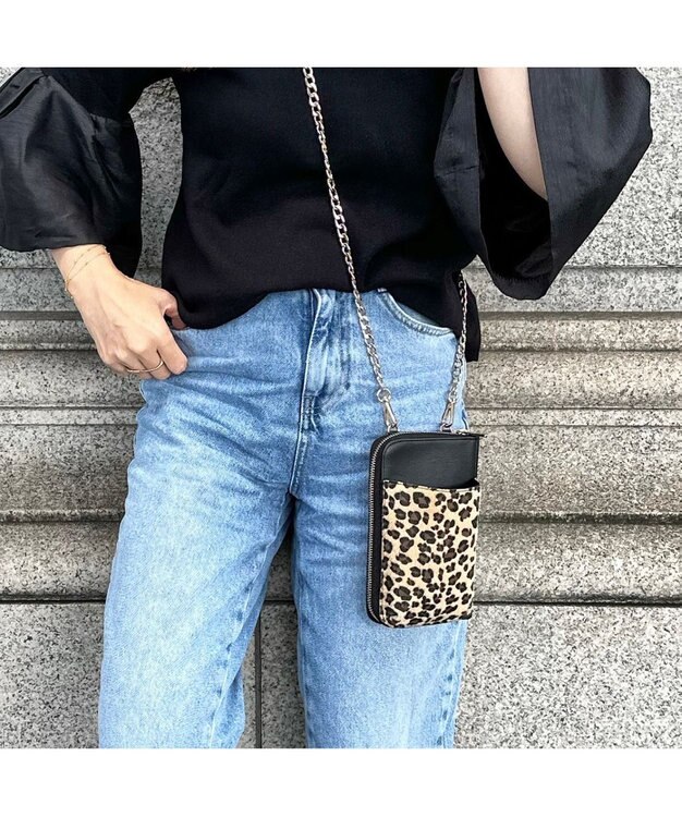 LA BAGAGERIE 【インスタグラマー chiyoさん×LA BAGAGERIE】チェーンスマホショルダー ブラック