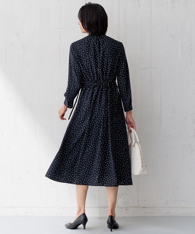 23区 S 【洗える】バックサテンアムンゼン タイプリント ワンピース ネイビープリント