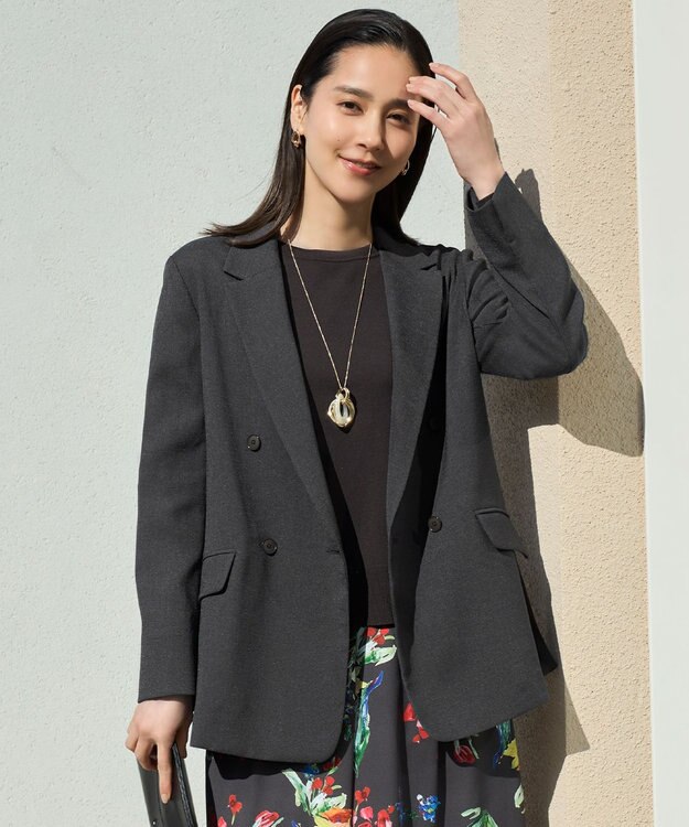 自由区 【ドラマ「明日はもっと いい日になる」着用】【セットアップ対応・接触冷感・洗える】リネンライクシンセティックテーラード ジャケット スレート