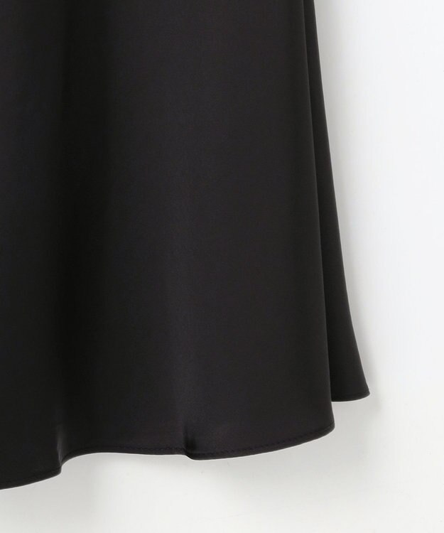 組曲 【WEB限定】サテンナロー スカート ブラック系