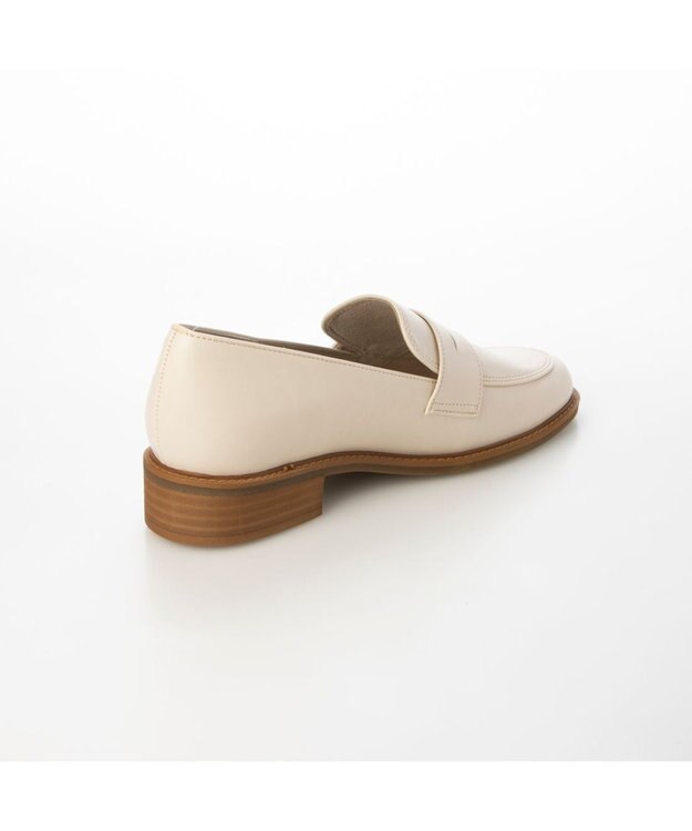 ing <ing>【全天候対応】コインローファー アイボリー