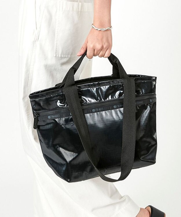 LeSportsac TWO HANDLE ZIP TOTE/ブラックシャイン ブラックシャイン