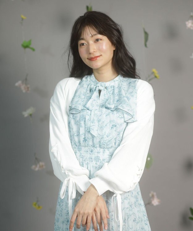 Green Parks ｄａｚｚｌｉｎ　フレンチスリーブ花柄ワンピース Green