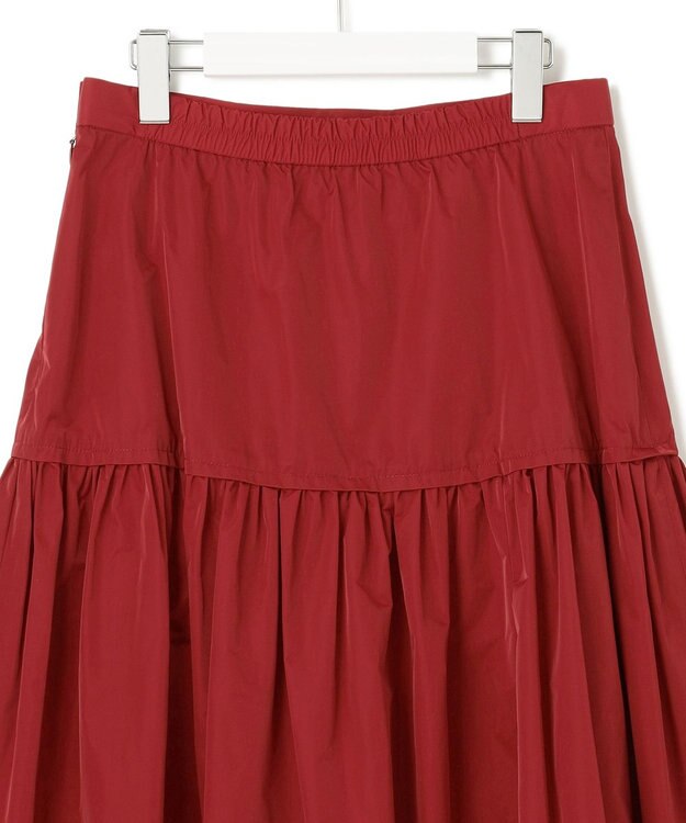 23区 メモリータフタ ティアード スカート レッド系