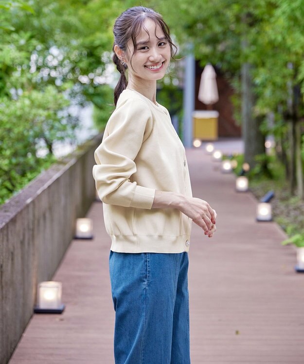 Tiaclasse L 【洗える】中空糸ビジューボタンカーディガン アイボリー