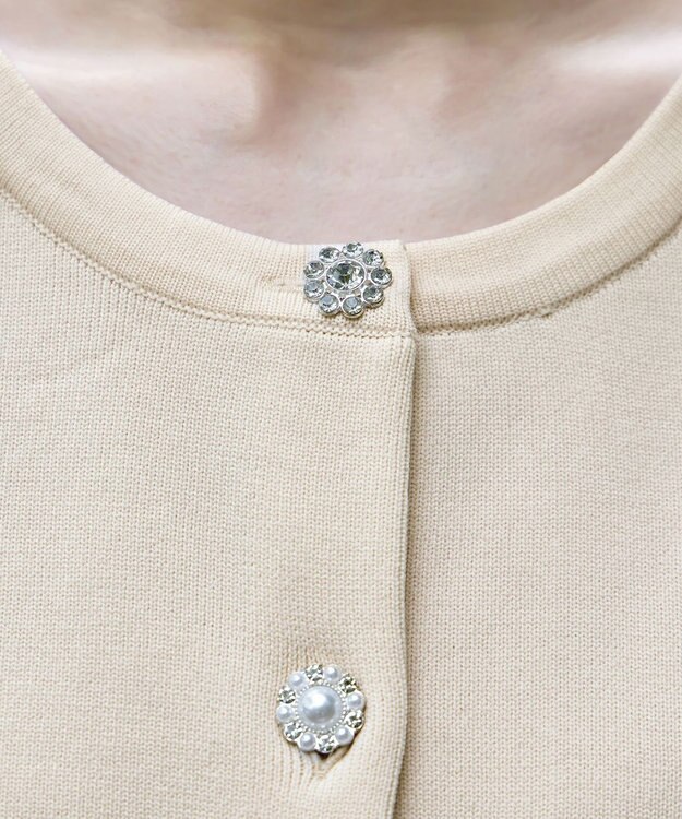 Tiaclasse L 【洗える】中空糸ビジューボタンカーディガン アイボリー