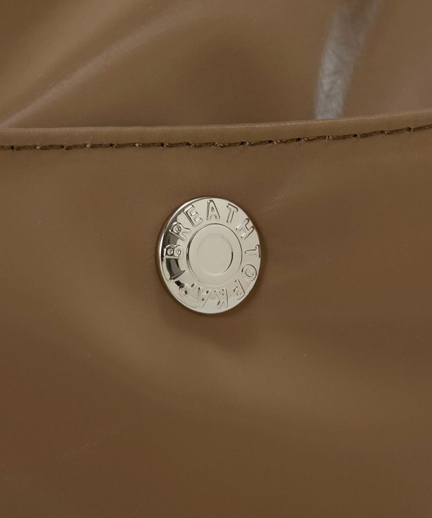 TOPKAPI 【Breath TOPKAPI】【軽量430g】Train 防水ポリエステル ワイド ショルダーバッグ ブラウン