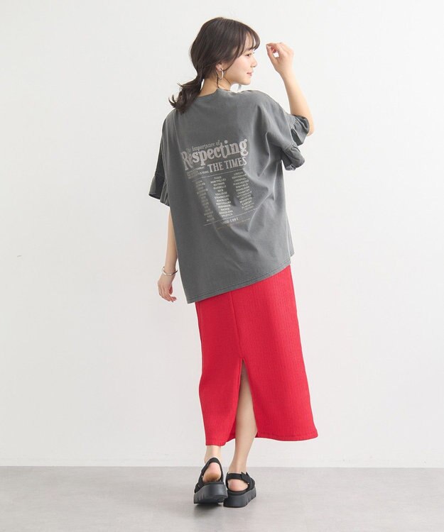 earth music&ecology ピグメントフリルプルオーバー Charcoal Gray