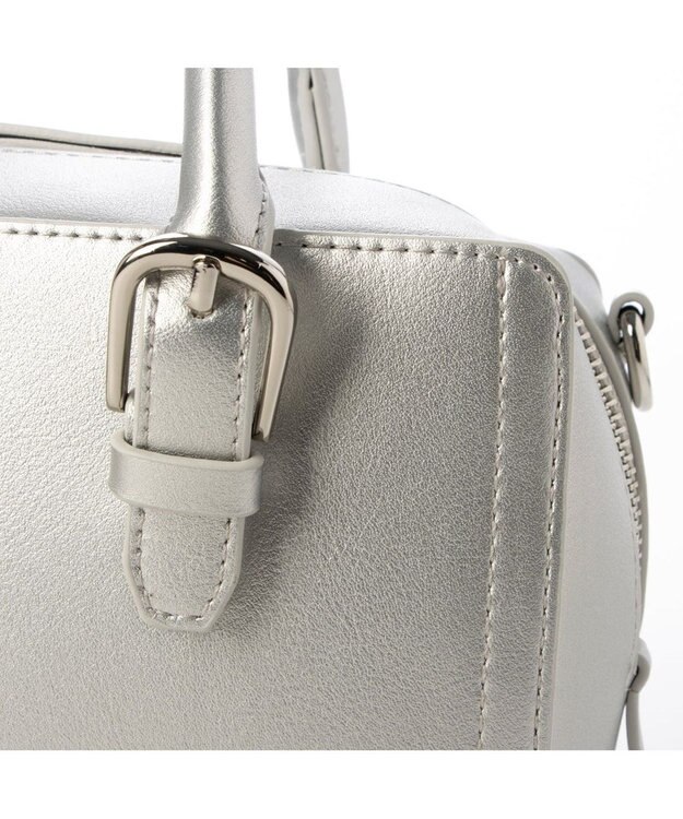 UNBILLION 【テレビ ドラマ着用アイテム】カシュカシュ cachecache / ベルトディテール横長ボストンバッグ シルバー