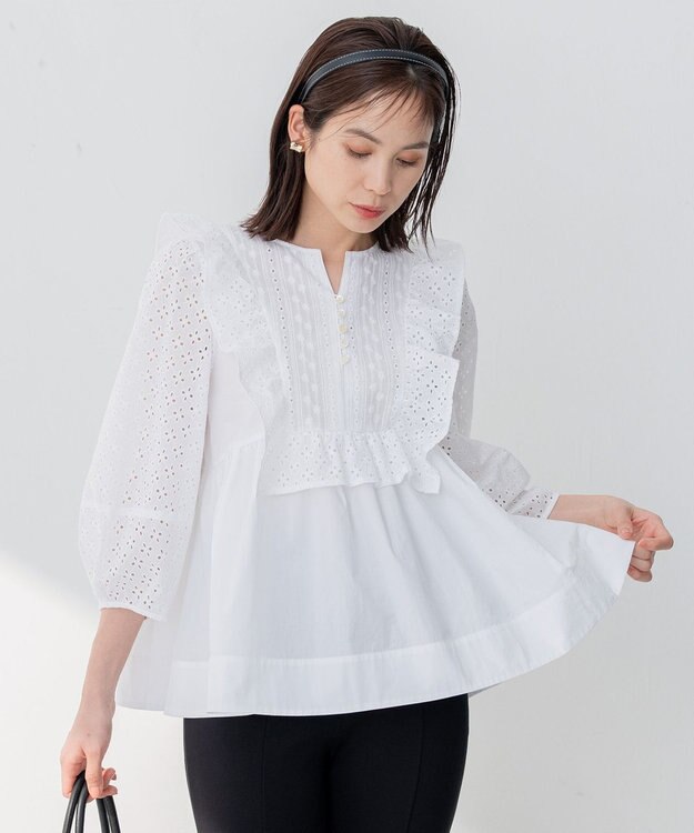 組曲 S 【WEB限定色あり】レースコンビシャーティング ブラウス アイボリー系