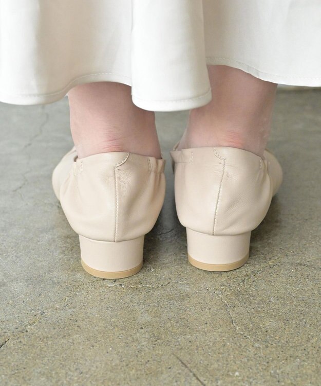 nouvelleRobe Oū 【本革・高反発】Big Buckle pumpsビッグバックル ヒールパンプス ベージュ