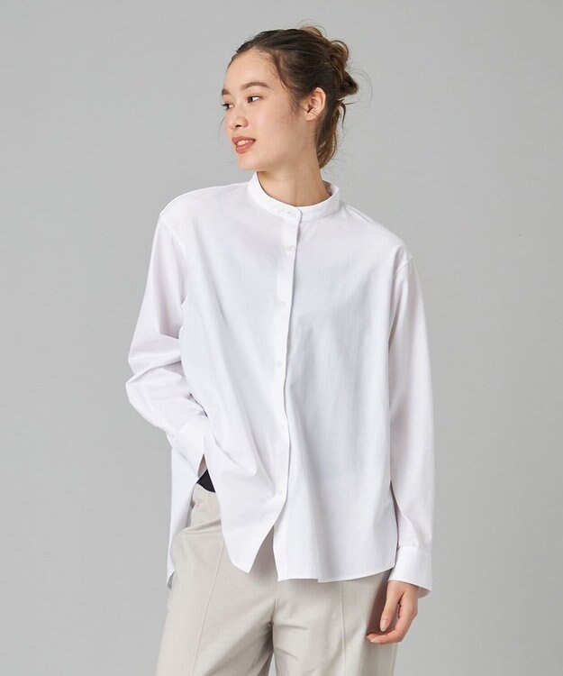 Chacott EasyCare+ノーカラーシャツ ホワイト