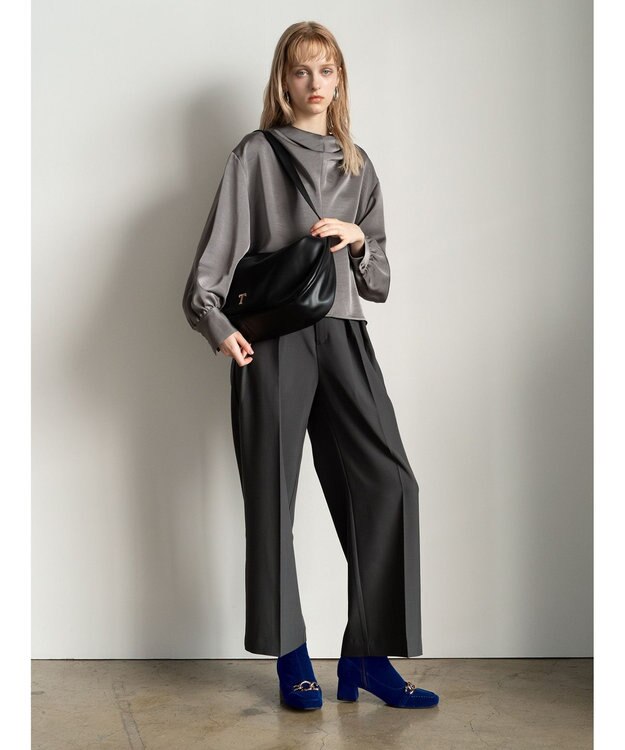 Te chichi ドレープネックブラウス《2025Autumn catalog vol.2 item》 グレー
