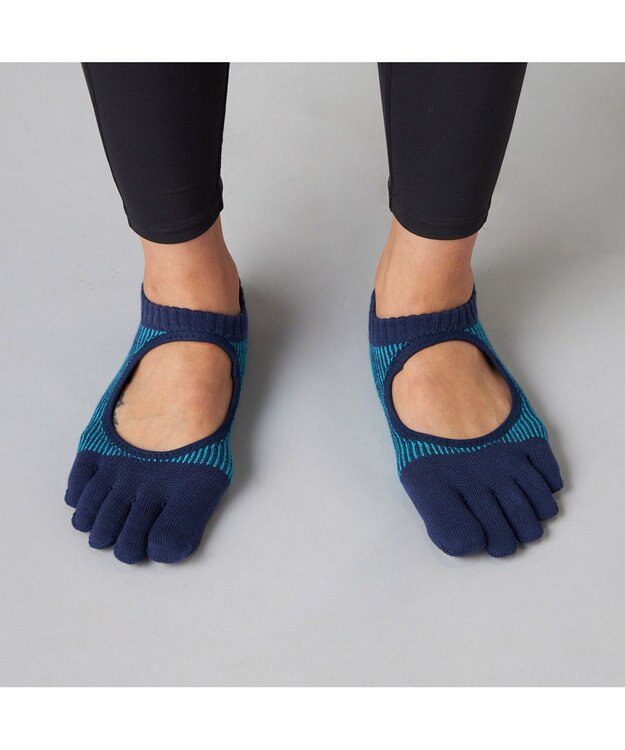 Chacott 140203 ラメストライプカバー　５本指ソックス インディゴブルー