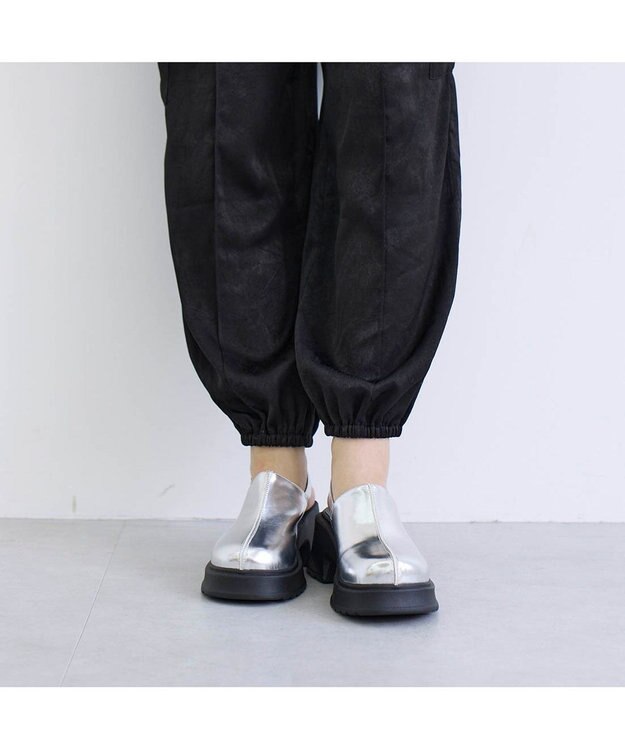 MODE ET JACOMO <noyau>センターライン厚底サボサンダル シルバー