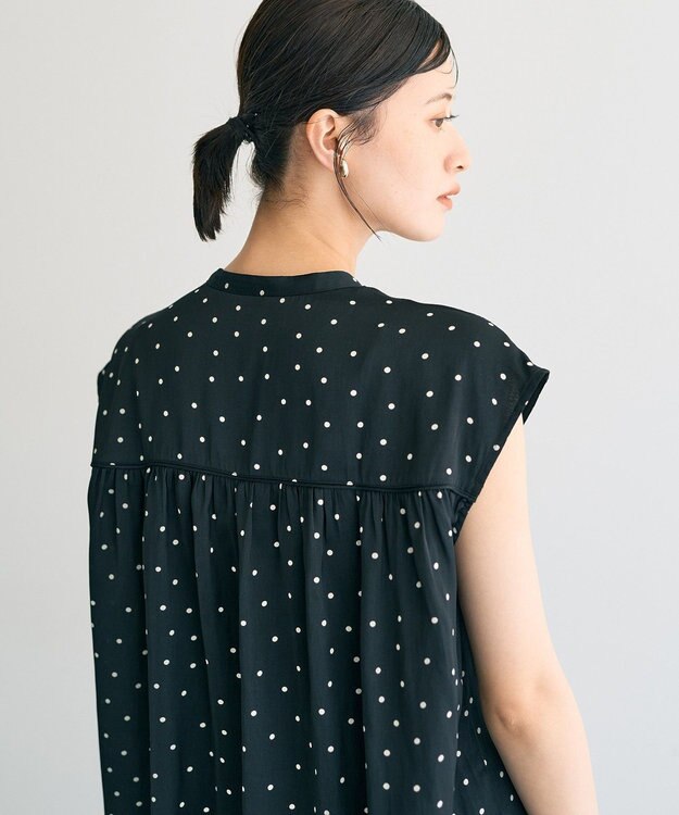 YECCA VECCA ドット柄ギャザーブラウス Camel