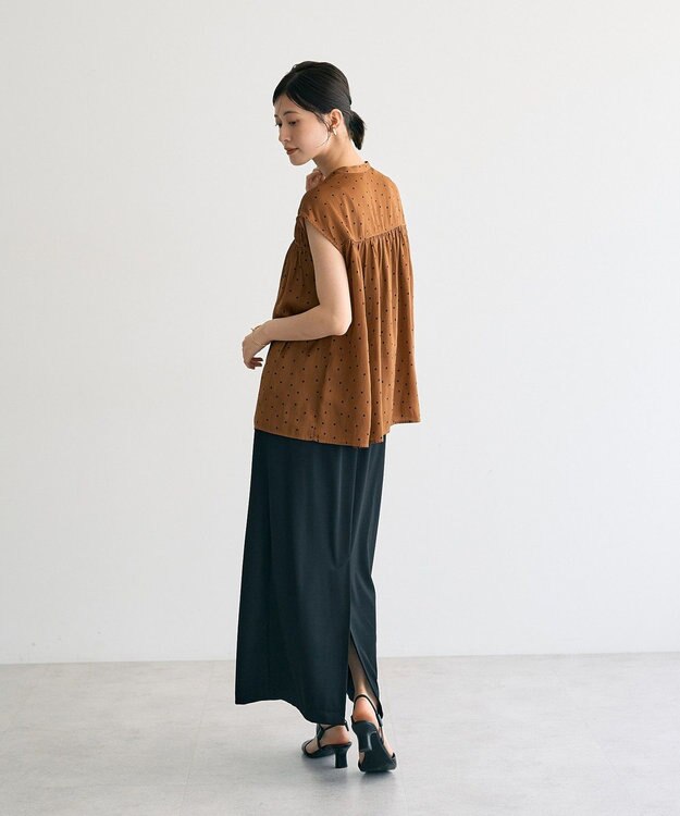 YECCA VECCA ドット柄ギャザーブラウス Camel