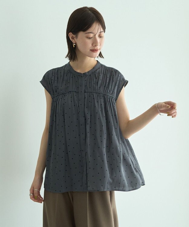 YECCA VECCA ドット柄ギャザーブラウス Camel