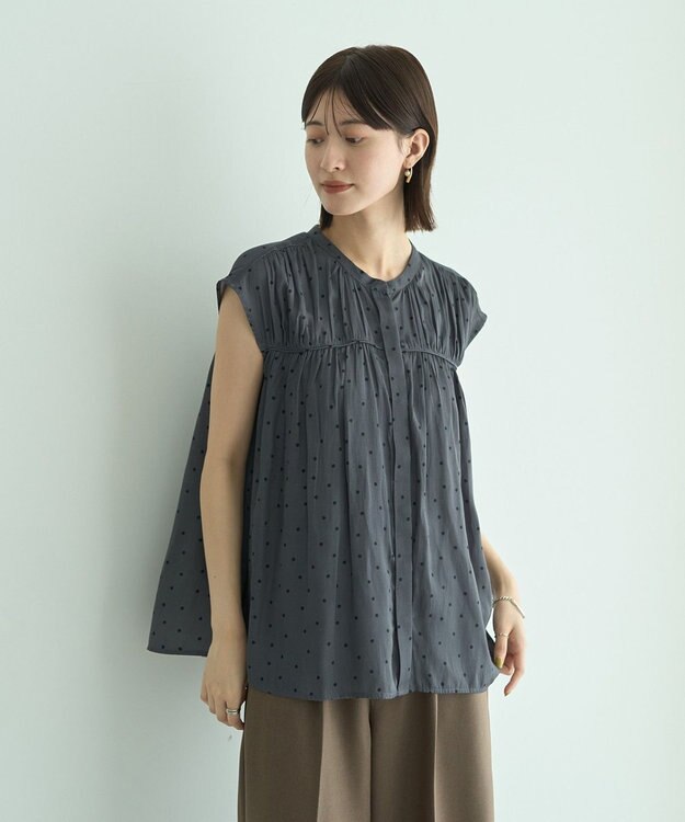 YECCA VECCA ドット柄ギャザーブラウス Camel