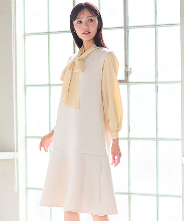 Feroux パール付きダンボール ジャンパースカート アイボリー系