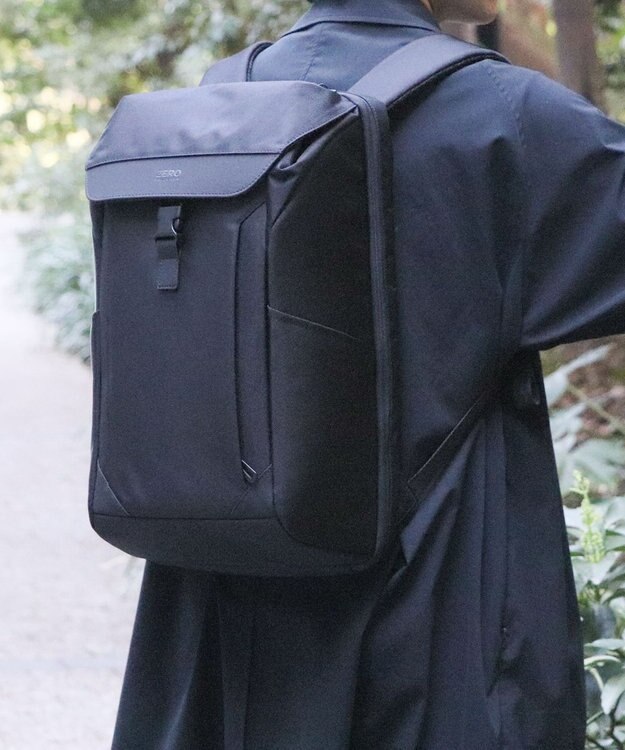 ZERO HALLIBURTON デイトン バックパック B4サイズ 14.0インチPC 81572 ブラック
