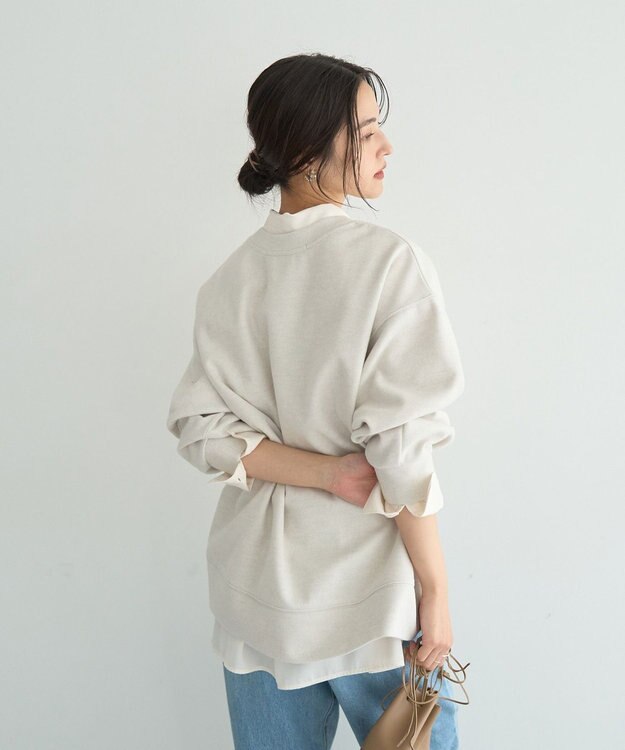 YECCA VECCA 起毛ロゴプルオーバー Ivory