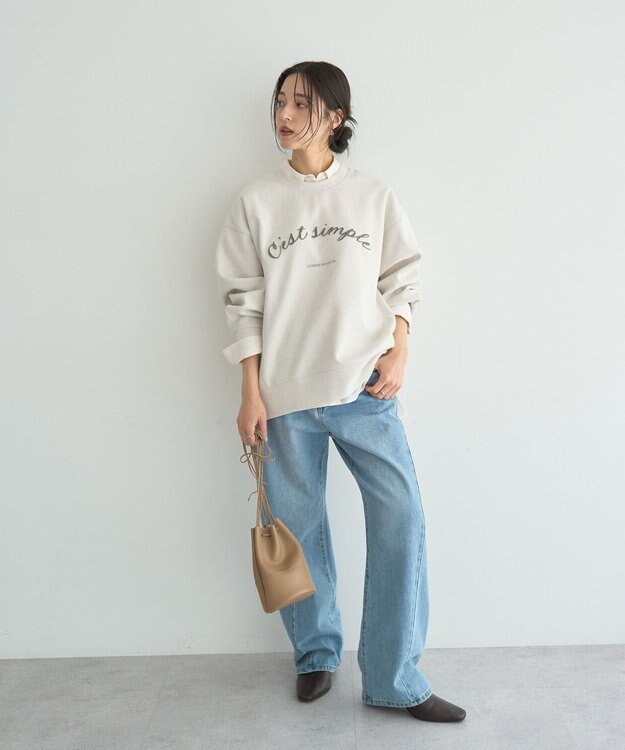 YECCA VECCA 起毛ロゴプルオーバー Ivory