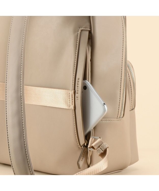 ACE BAGS & LUGGAGE  W&.Day Night ポエット ラウンドリュック A4ジャストサイズ ビジネスバッグ 11721 ダブルアンドデイナイト アイボリー