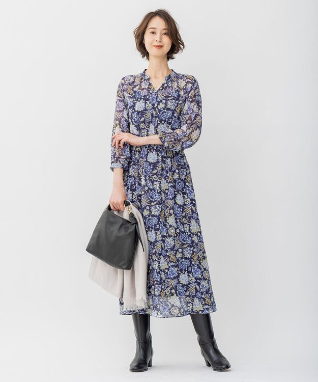 自由区 【速乾性・放湿性・防シワ性】サラサプリント ワンピース ネイビー系5