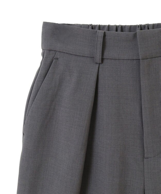 earth music&ecology タックハーフパンツ Gray