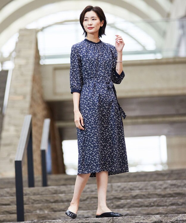J.PRESS LADIES 【洗える】 スパンローンフラワー バンドカラー ワンピース ネイビー系5