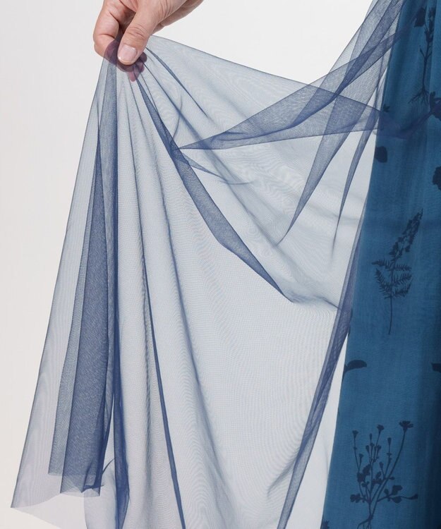 muuc 【植物の影絵プリント】チュールレイヤースカート ブルー